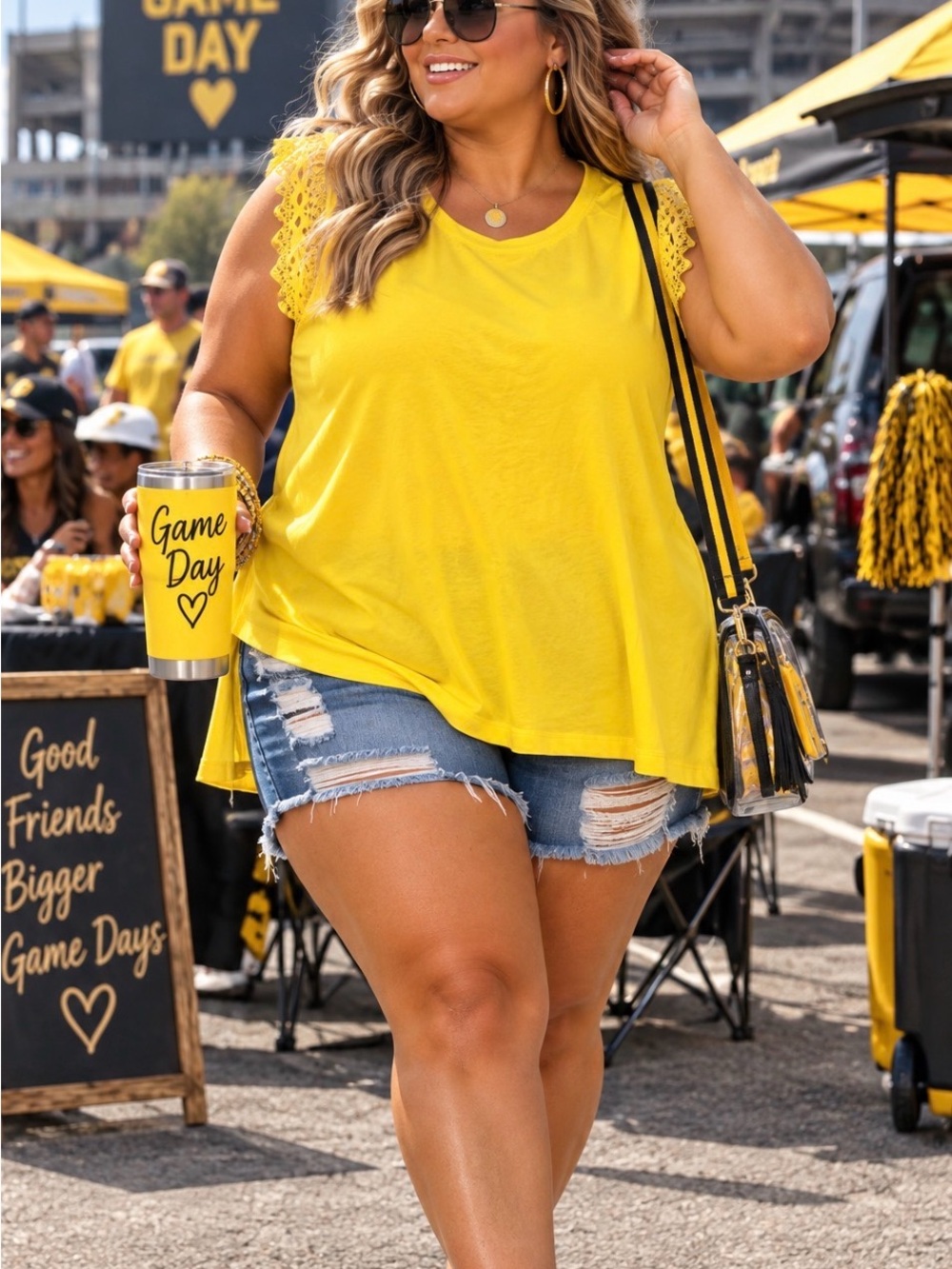 Plus-Size Yellow Lace Sleeve Tank Top